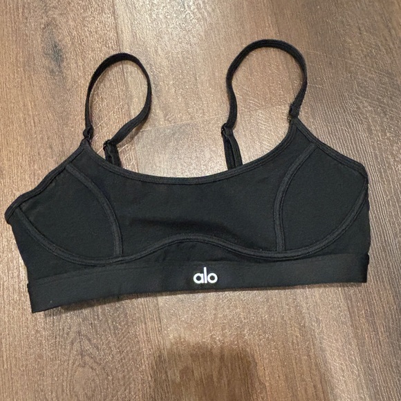 ALO Yoga Tops - ALO Yoga Black Sports Bra